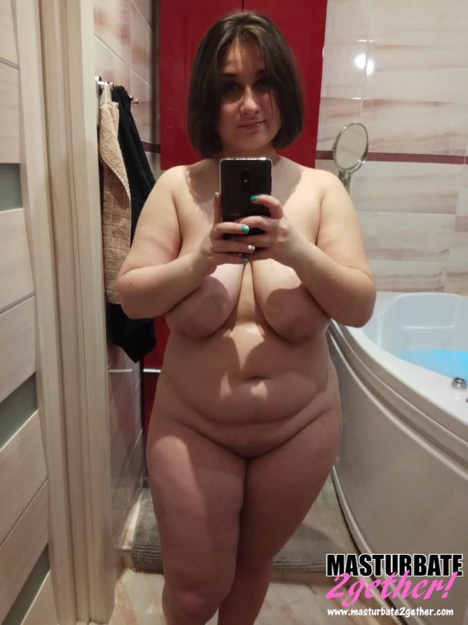 675px x 900px - Big booty BBW masturbating and sharing big wet pussy pics ...